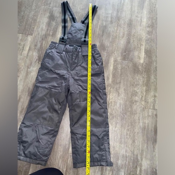 Child bib snow pants 4-5T - Picture 5 of 9